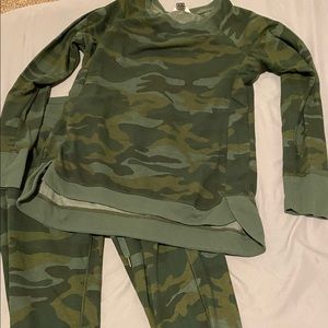 Danskin Camo Lounge Set